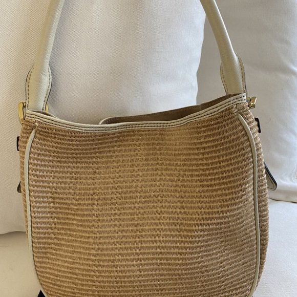 J Crew straw handbag- very good condition and perfect for summer! - Picture 5 of 7